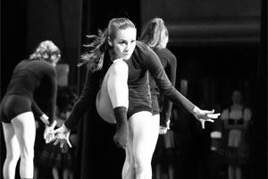 Contemporary-DanceWorks-Performing-Arts